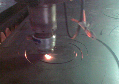 �����и�